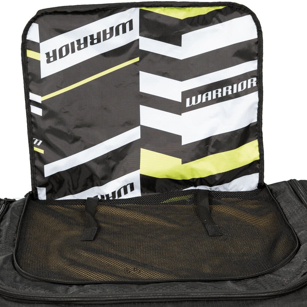 Warrior Bag Q10 Cargo Roller 2022 - Player Bags